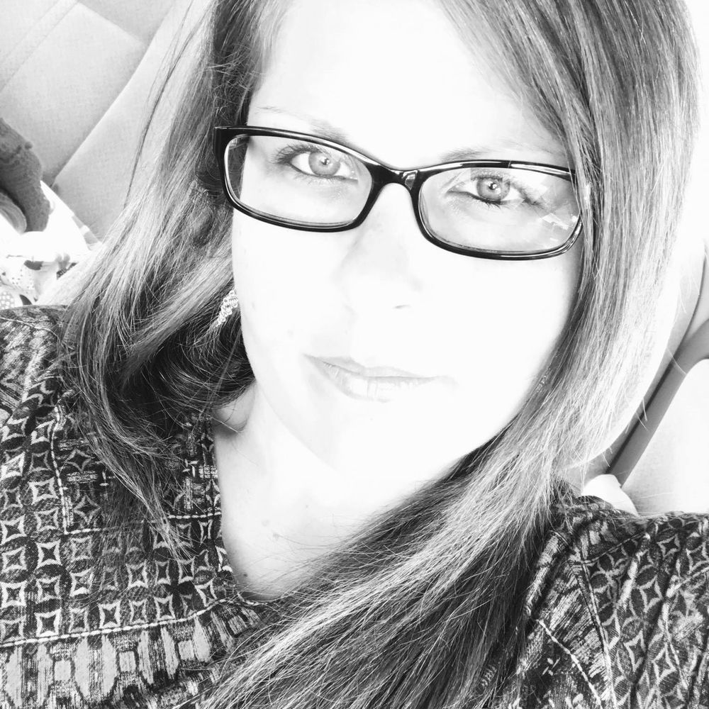 Meet your Posher, Stefanie